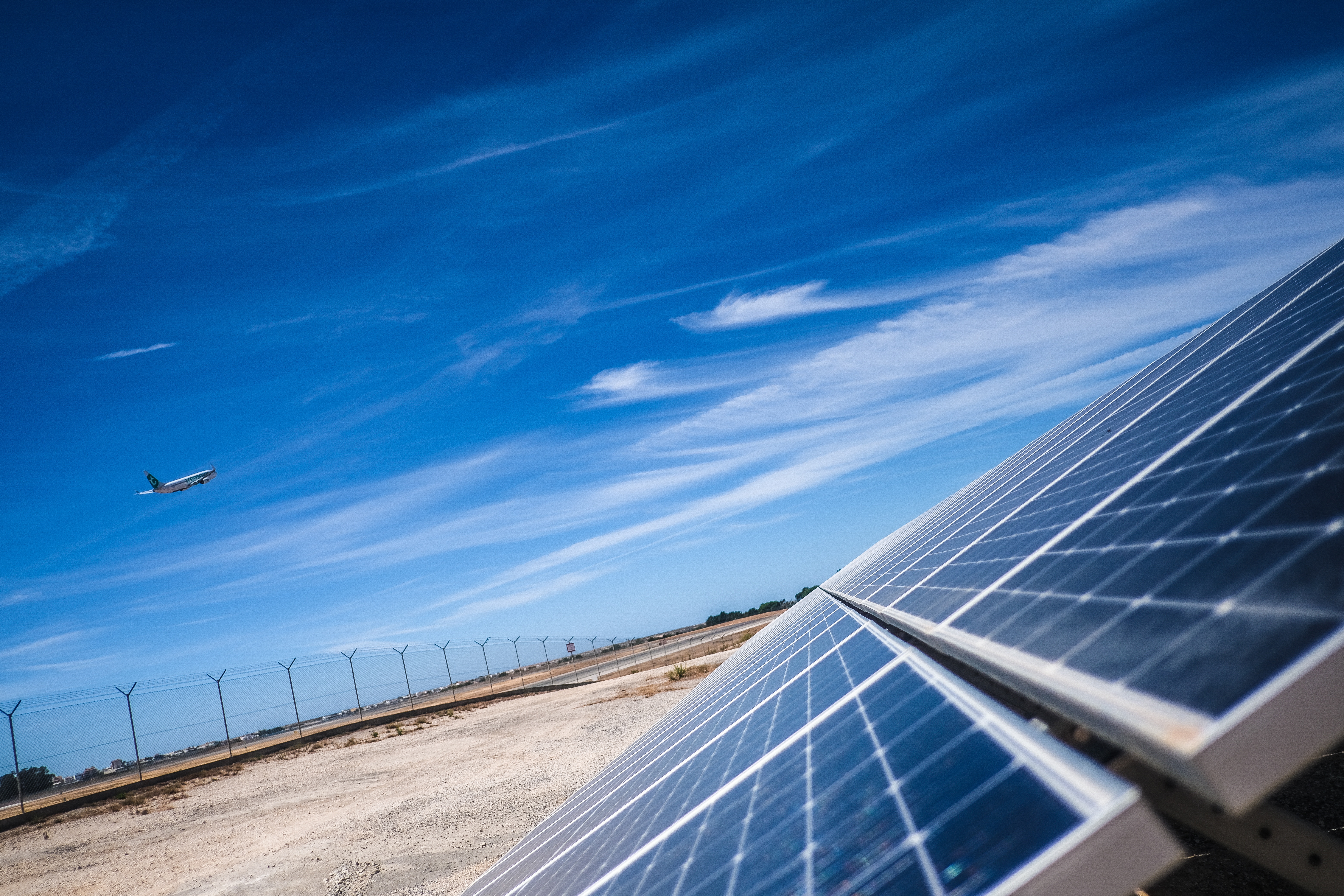 Faro Airport's solar plant.jpg