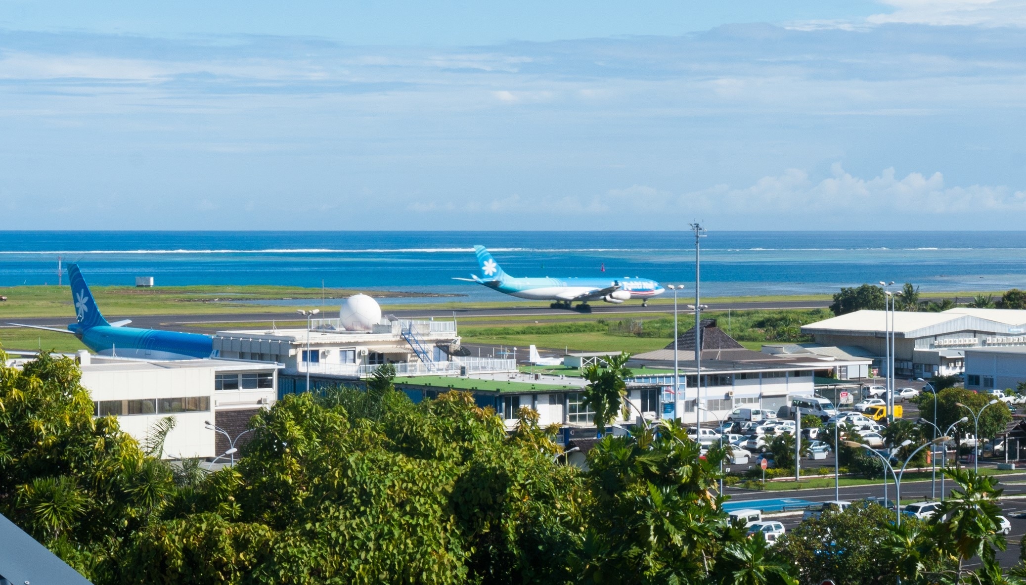 Aéroport international Tahiti Fa'a'ā.jpg