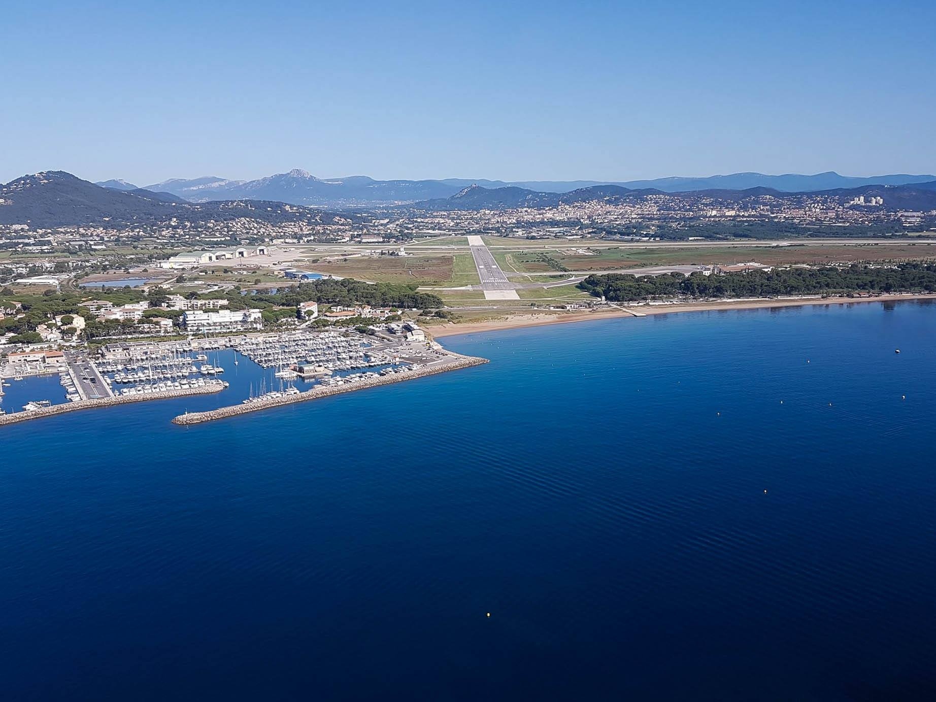 Aéroport Toulon Hyères, France