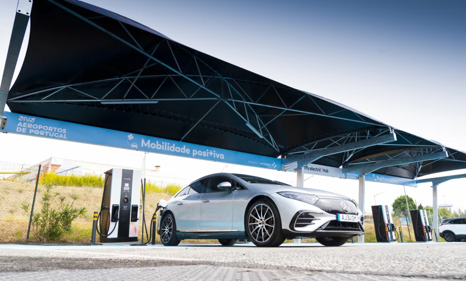 VINCI Airports and its partners create the largest ultra-fast charging hub in Portugal.png