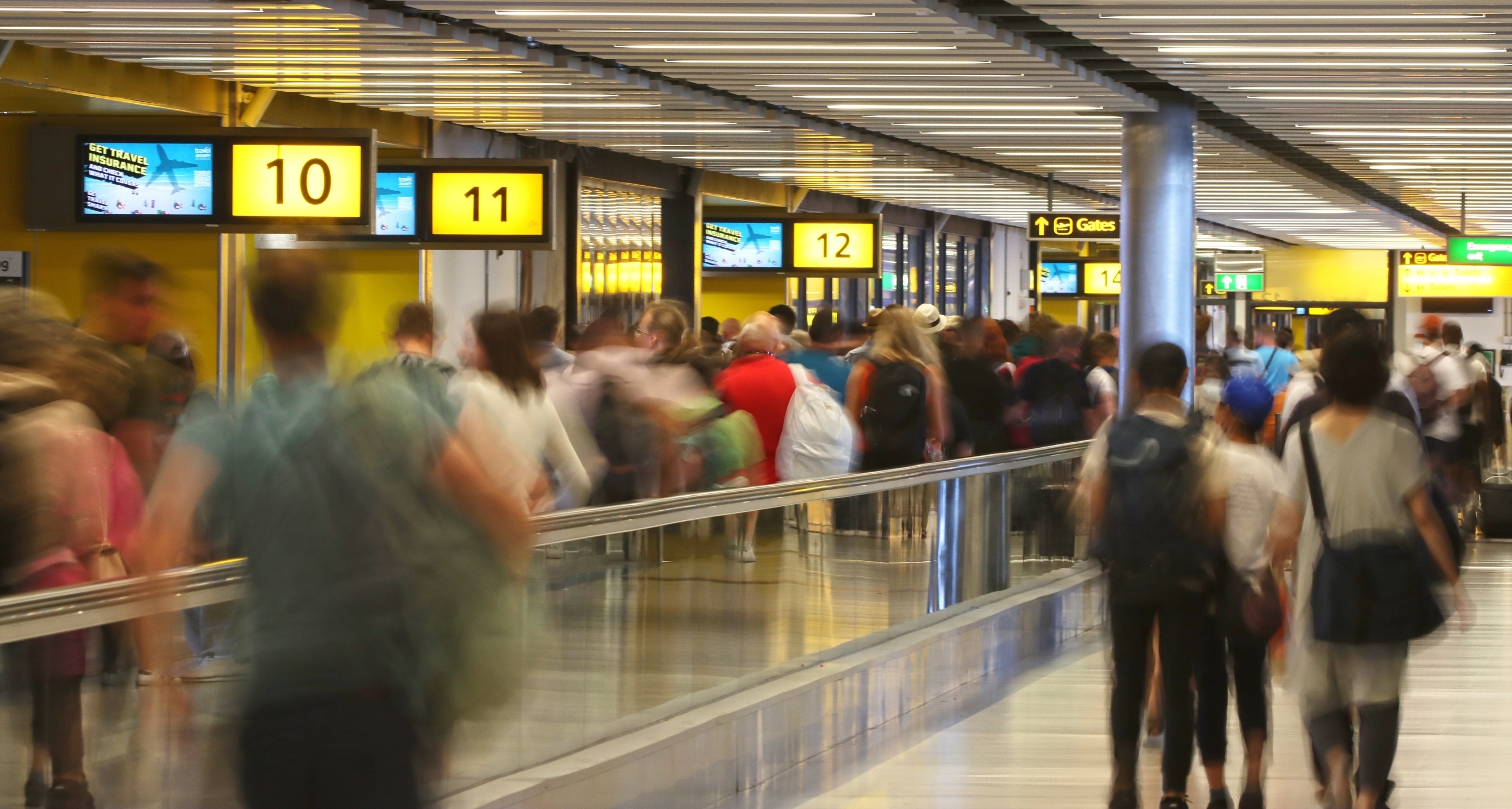 Gatwick Pier 2.jpg