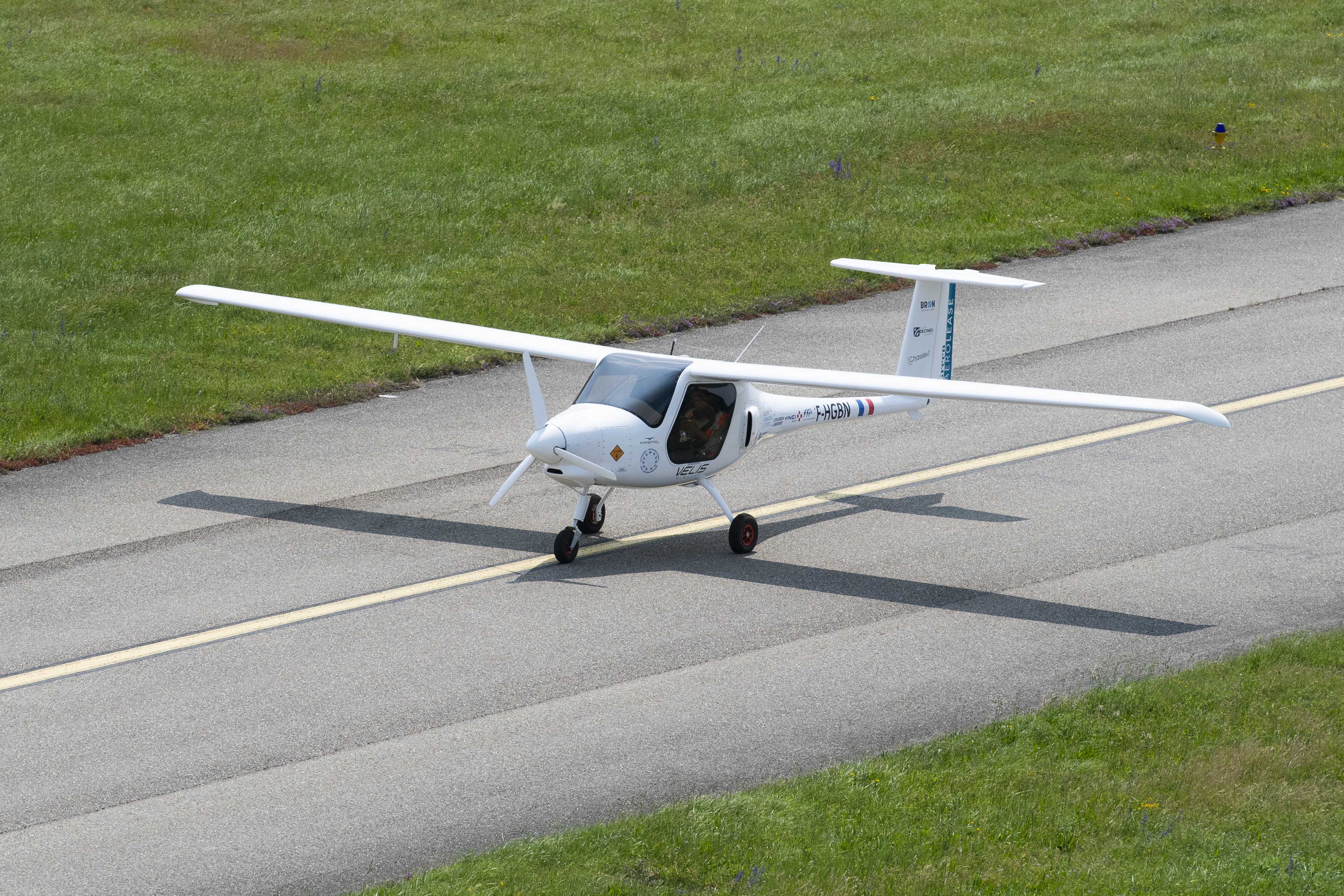 Avion 100% électrique - Aéroport Lyon- Bron.png