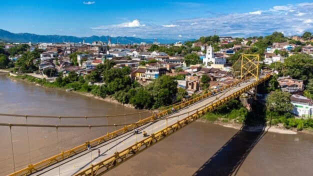 PUENTE-MARIANO-OSPINA-PEREZ-626x352.jpg