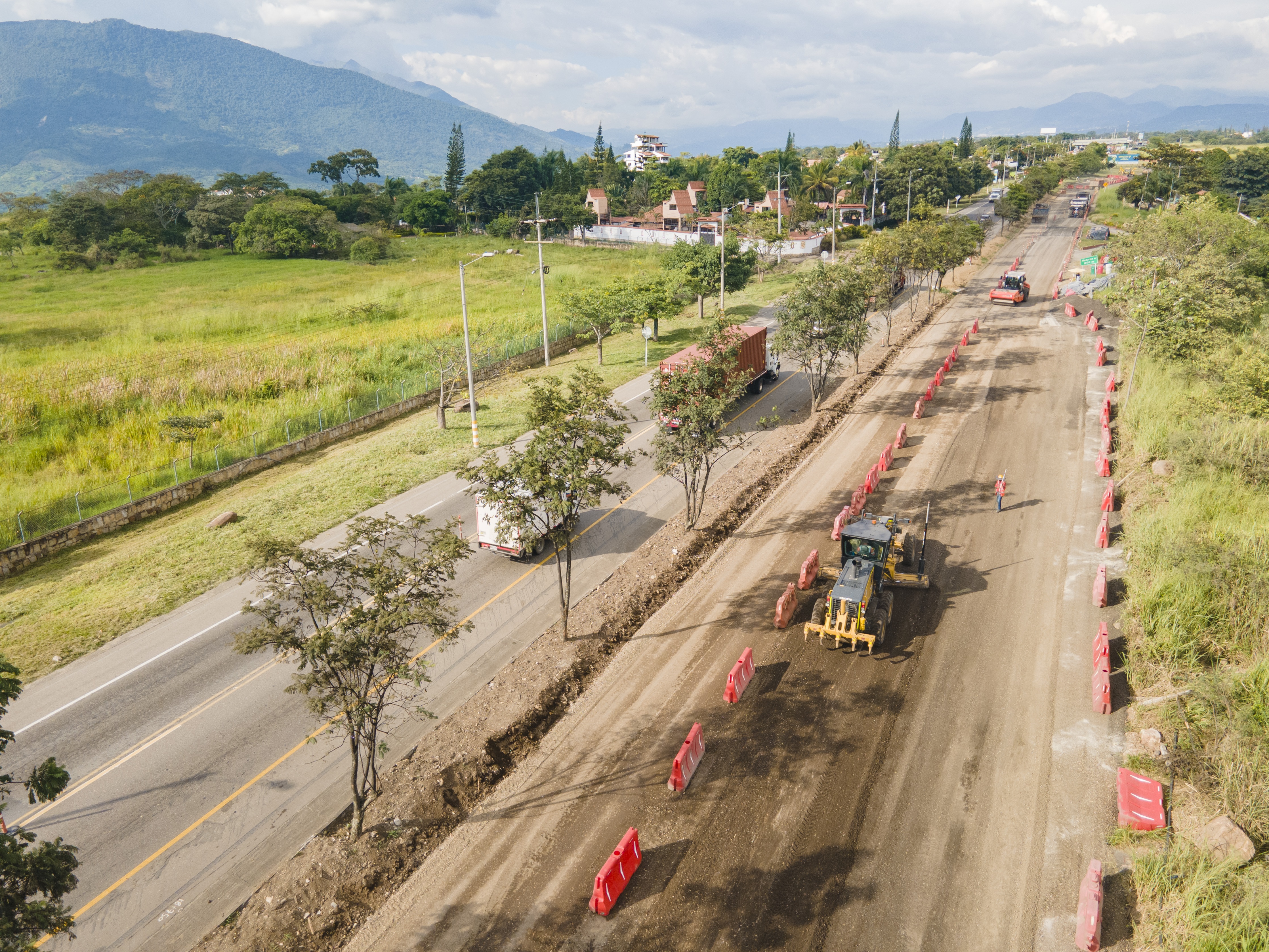 Obras cercanas a peaje ChinautaDJI_0093.jpg