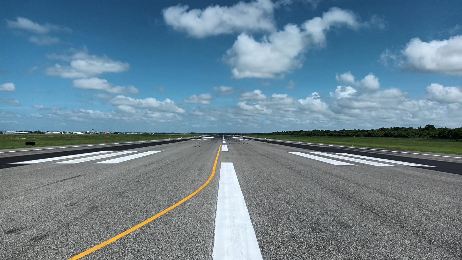 VINCI Airports - Aerodom - Dominican Republic - runway work