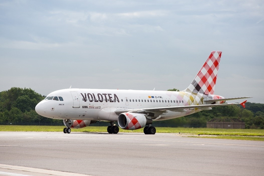 aircraft Volotea.jpg.jpg