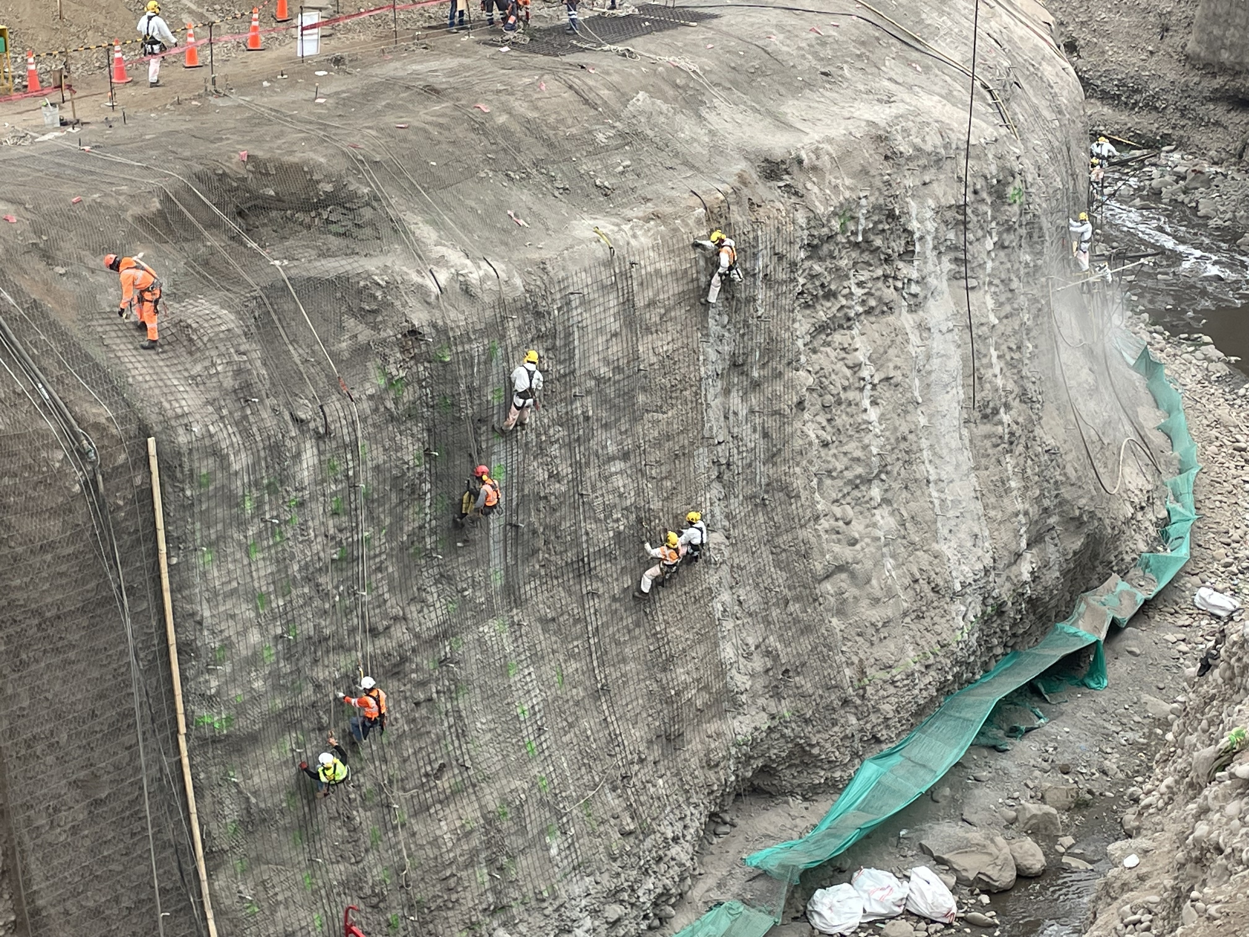 VINCI Highways_Lima Expresa reinforcement Zarumilla embankment.jpg