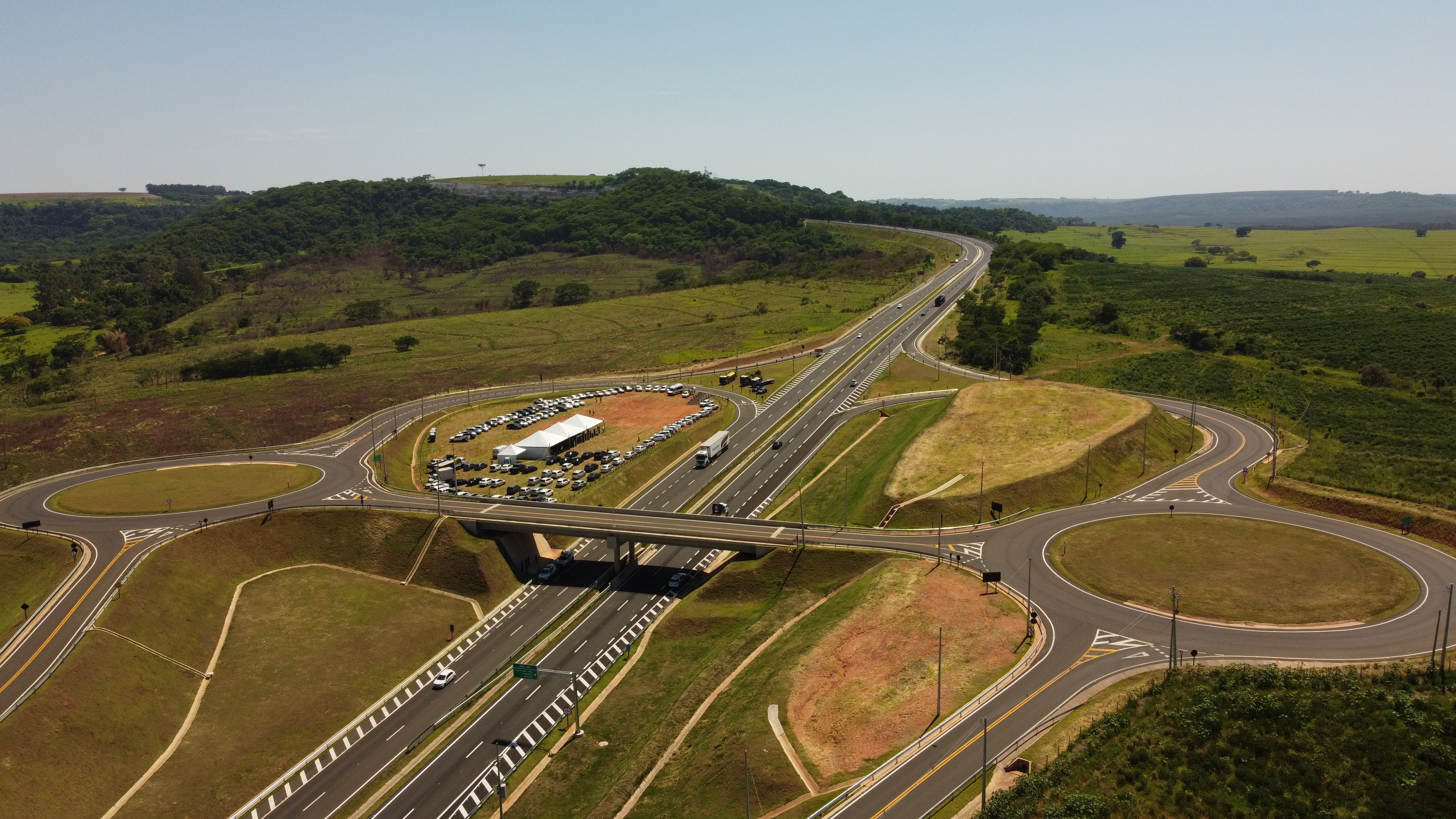 Entrevias inaugurates duplication of sections 7 and 8_VINCI Highways.JPG