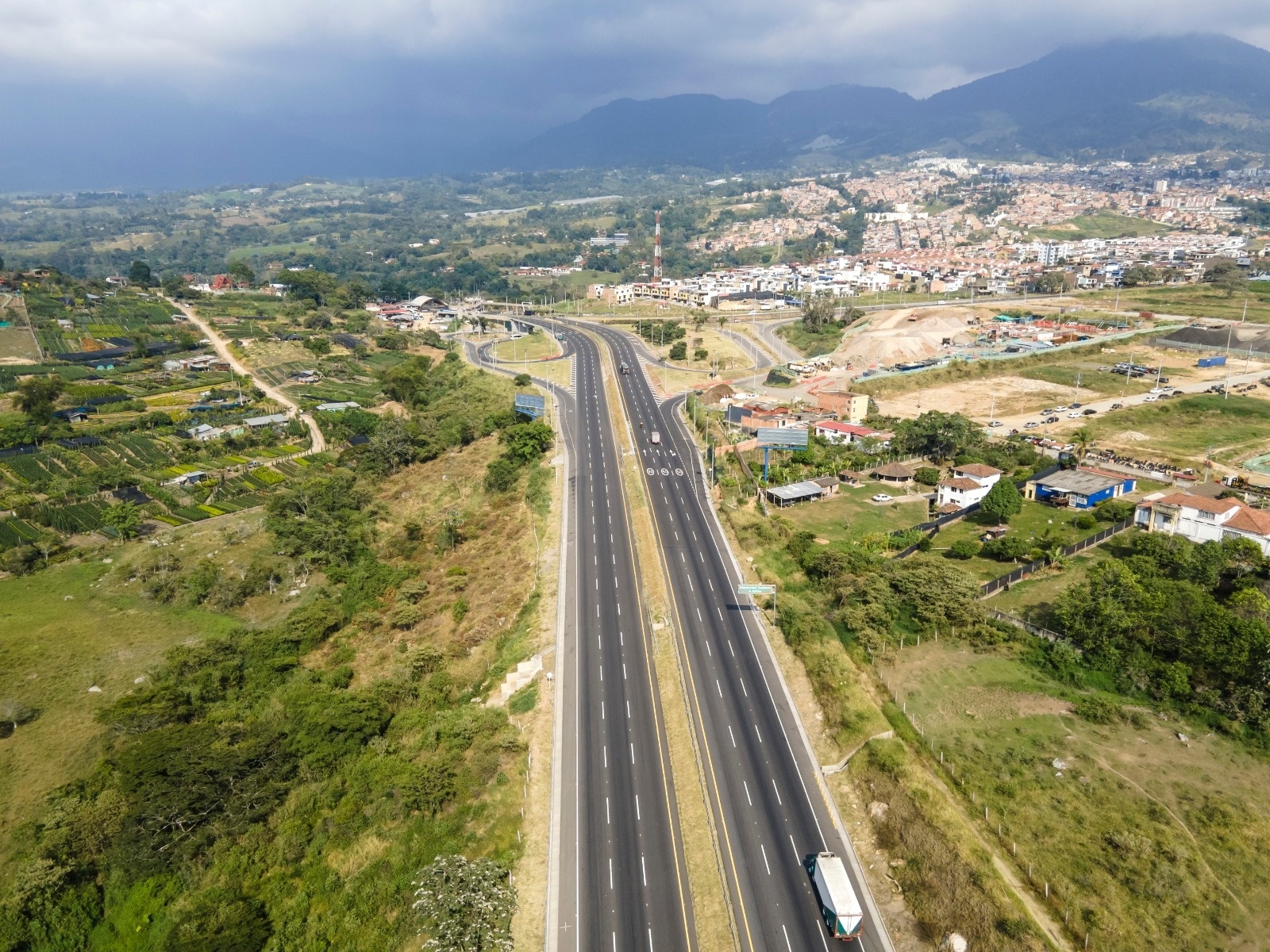 TERCER CARRIL .jpg