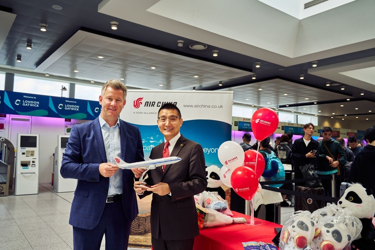 AirChina_LondonGatwick_VINCIAirports.jpg