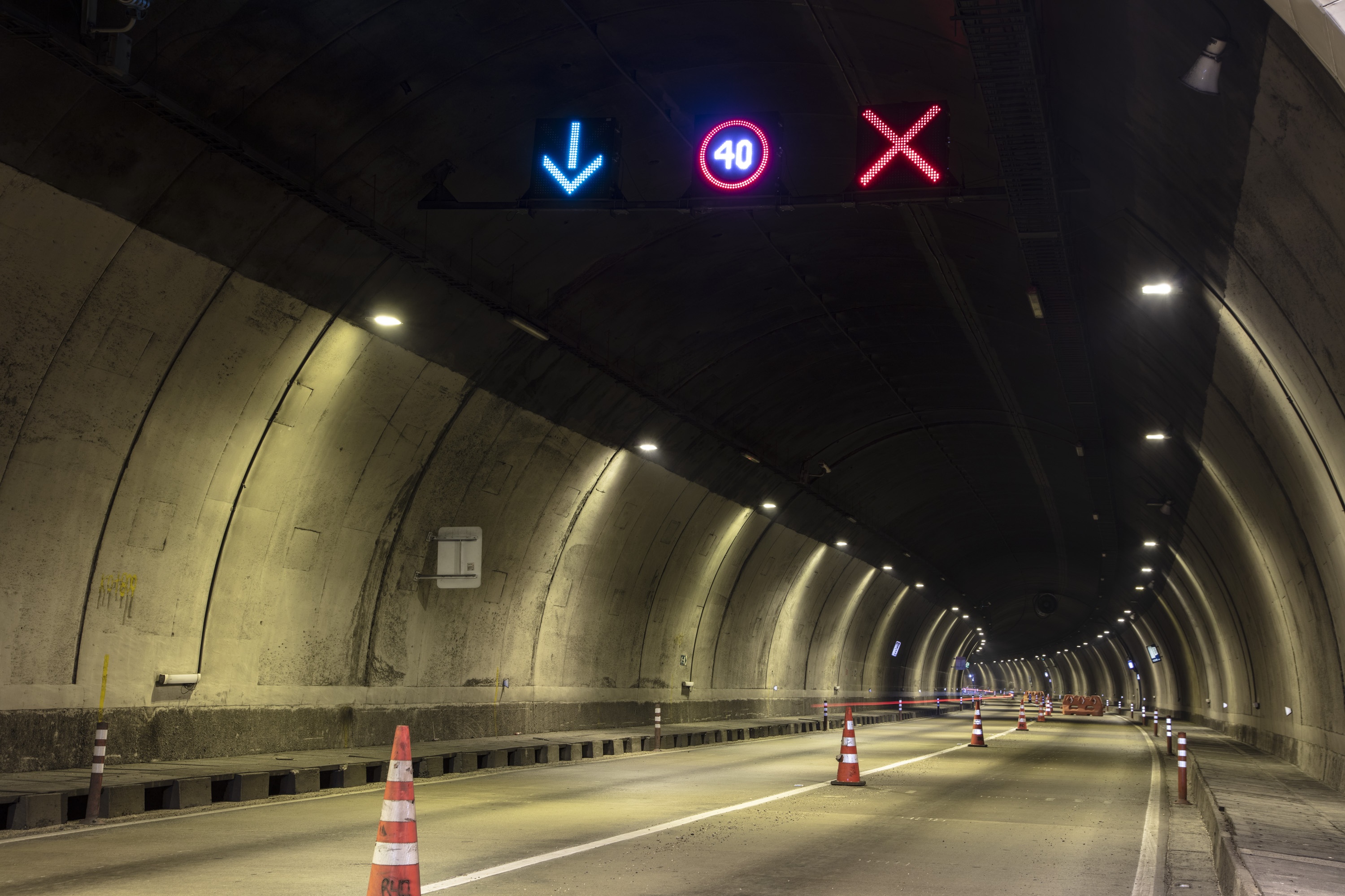 TUNEL SUMAPAZ 1.jpg