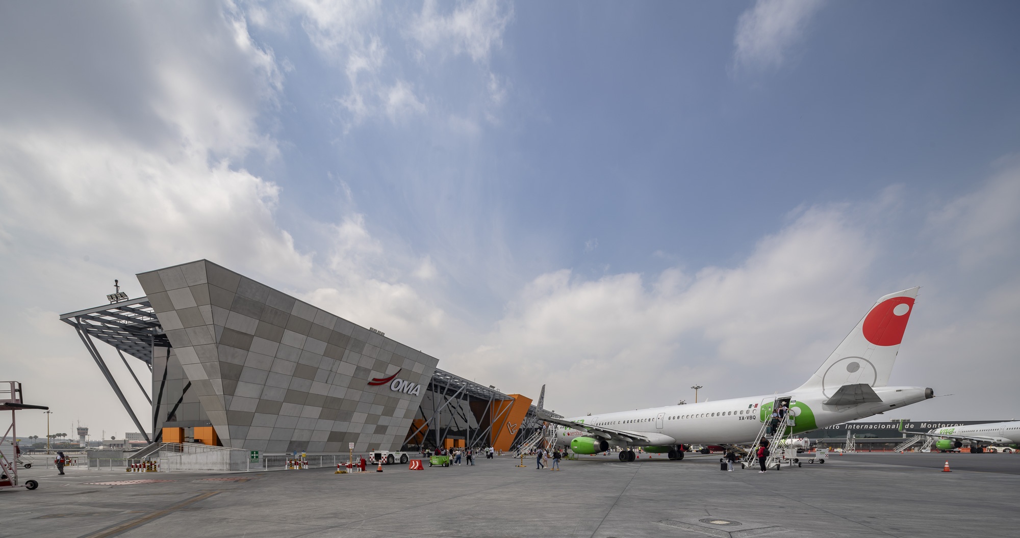 MTY Medio finger lado aire.JPG