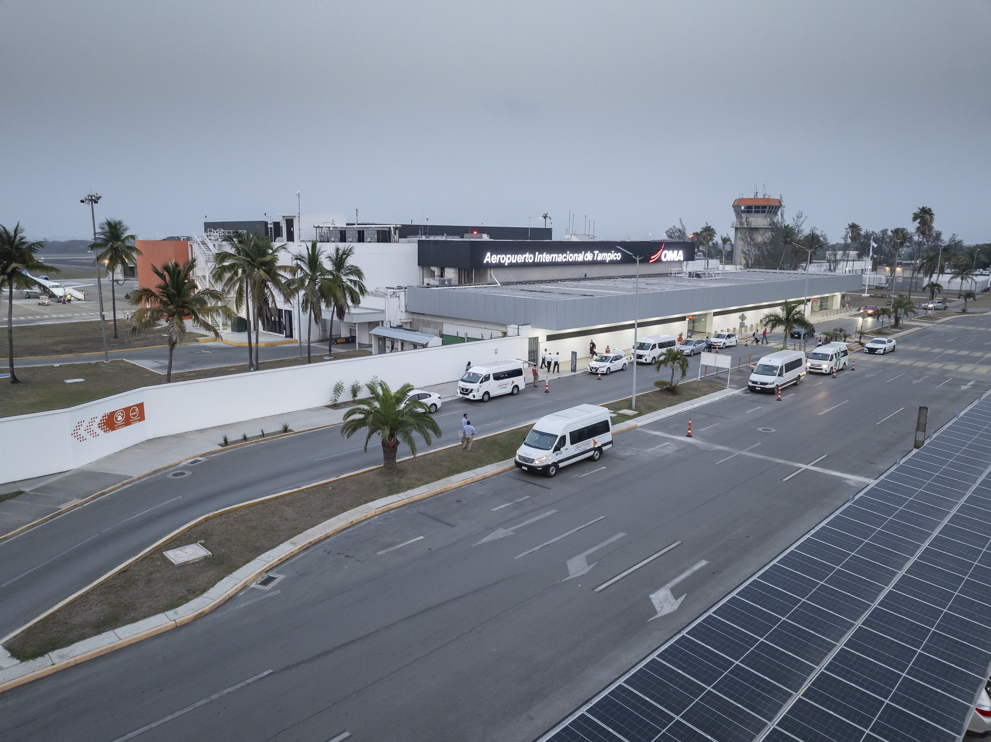 Tampico fachada.JPG