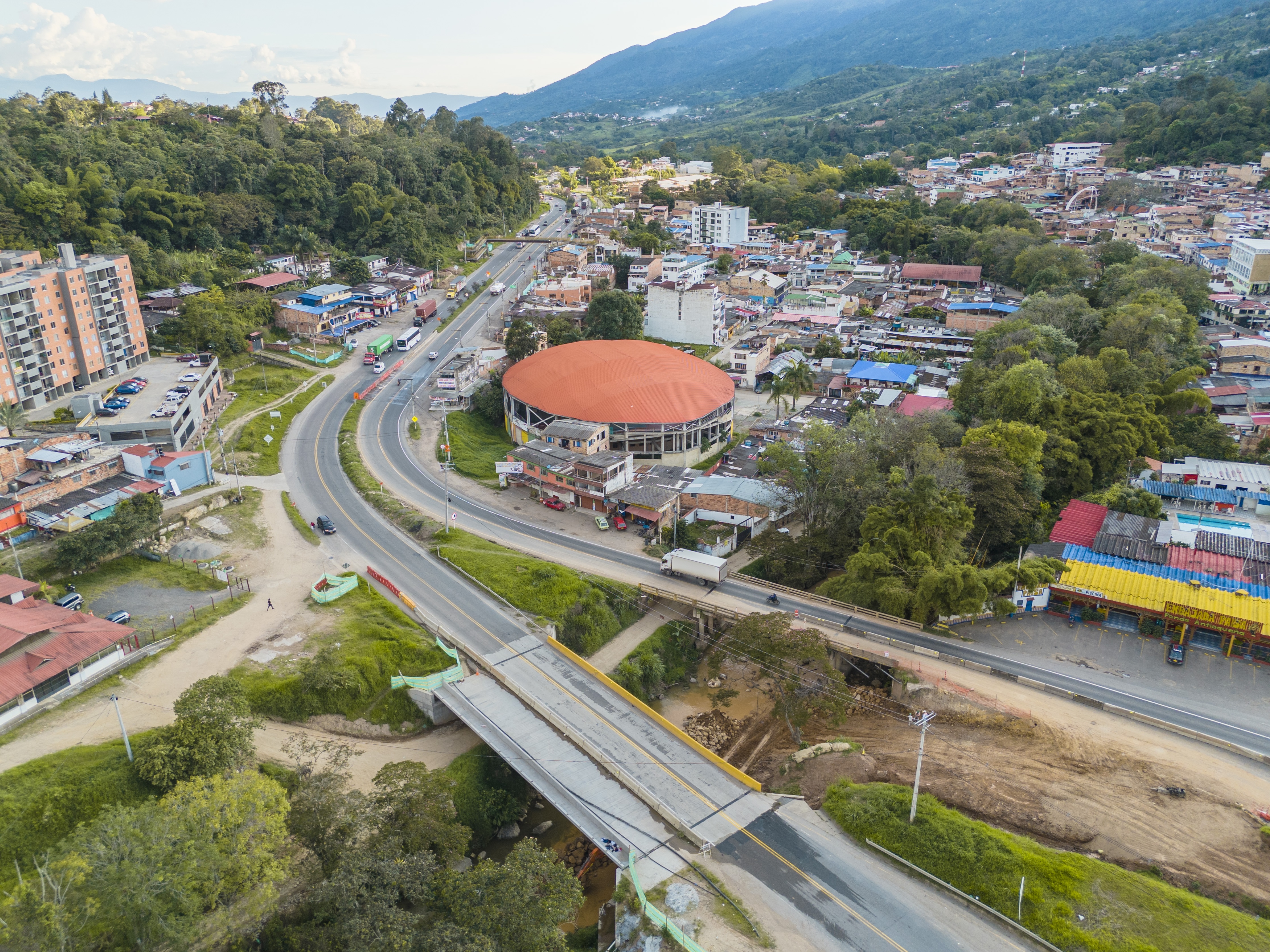 Puente Quebrada Honda Vía Sumapaz Mayo 2024