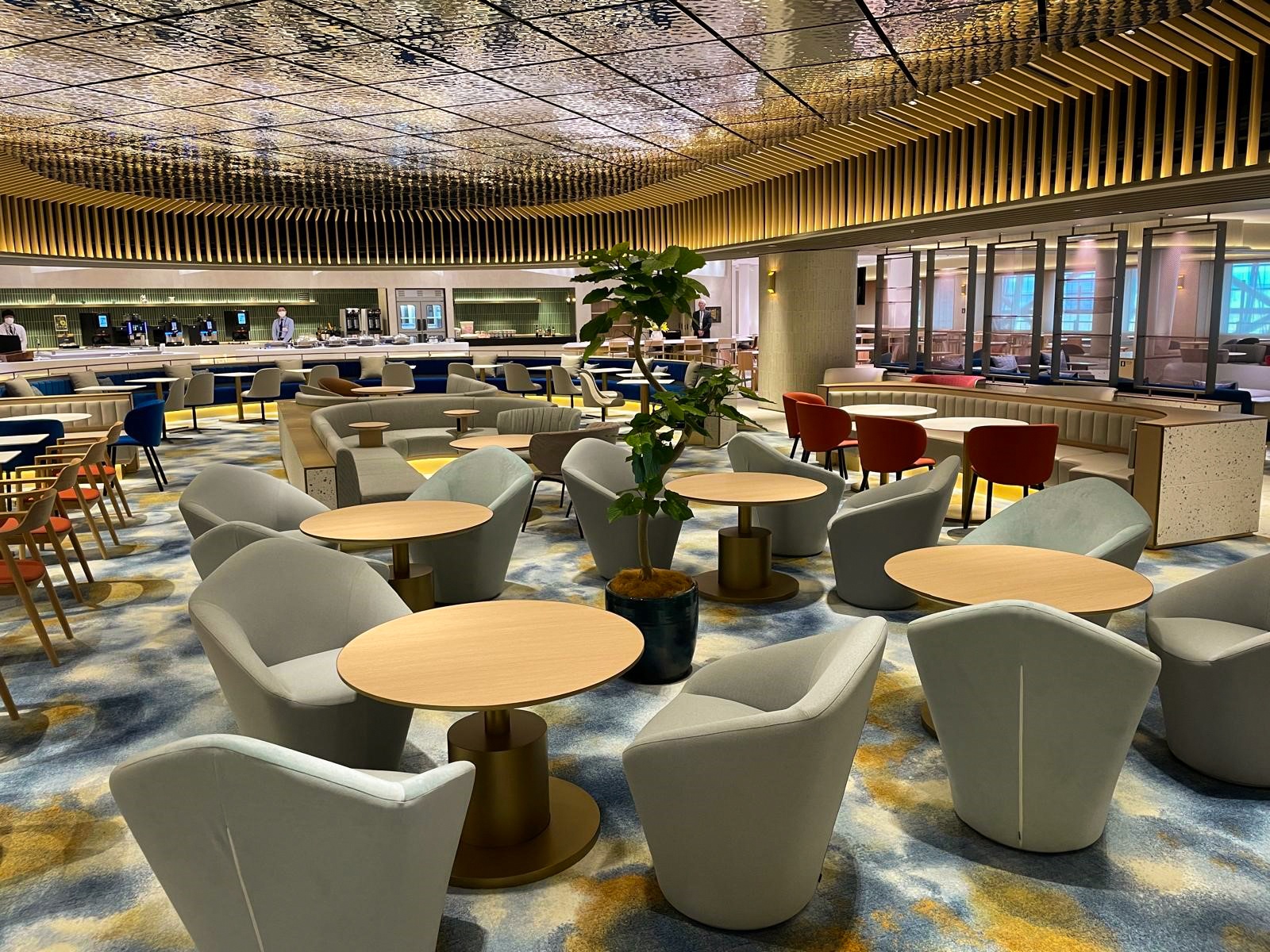KIX T1 new lounge-2.jpg