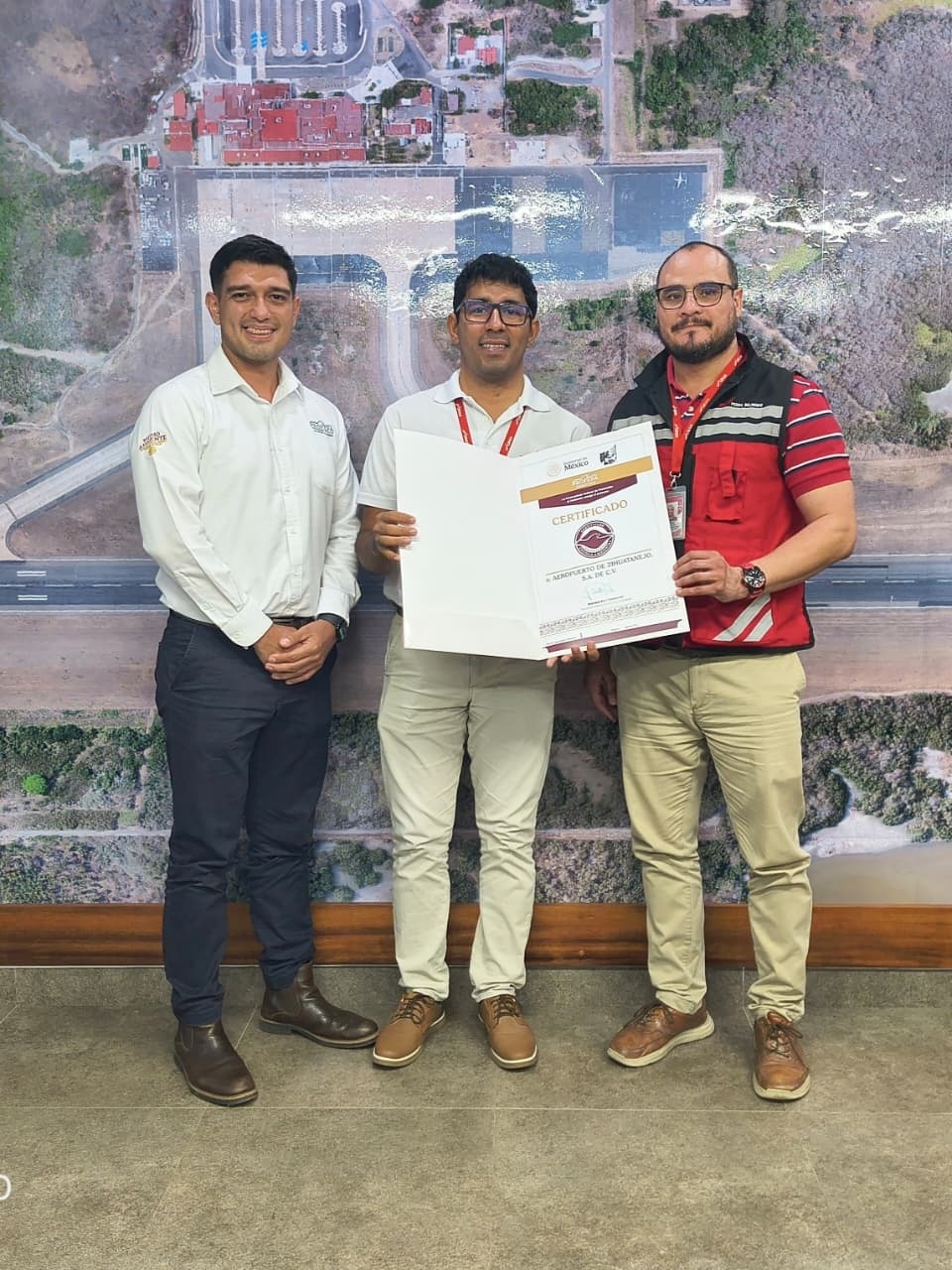 AZIH CALIDAD AMBIENTAL 002.jpg