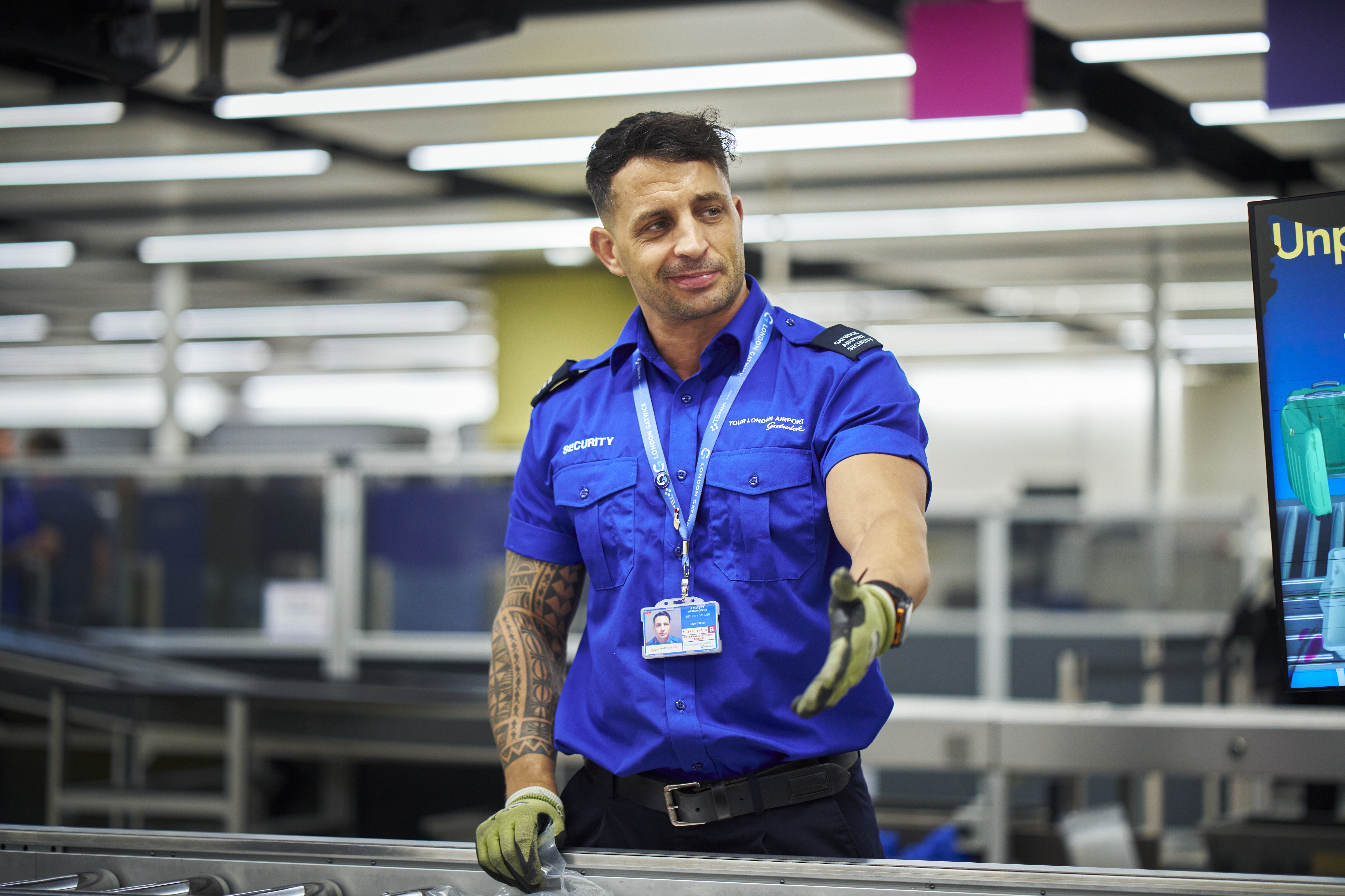 Airport security officer_1.jpg