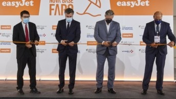 VINCI Airports accueille la nouvelle base d'easyJet à l'aéroport de Faro et lance la première centrale solaire aéroportuaire du Portugal