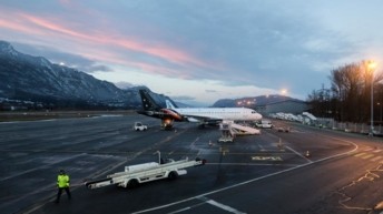 La saison hivernale des aéroports alpins prête à débuter !