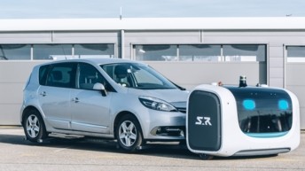 Première mondiale : l’aéroport Lyon-Saint Exupéry et le robot-voiturier Stan réinventent le parking