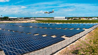 VINCI Airports sells its stake in Stockholm Skavsta Airport management company to Arlandastad Group and signs an agreement to develop a photovoltaic power plant on the airport's site