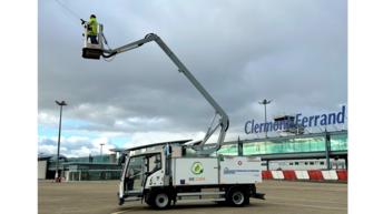 World first: Clermont-Ferrand Auvergne airport is equipped with the very first 100% electric de-icer for aircraft!