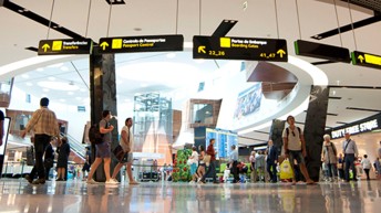 O passageiro no coração da atividade da VINCI Airports