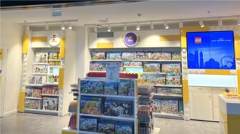 LEGO® et ses célèbres briques débarquent à l'Aéroport de Lyon