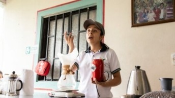 Excombatientes de Icononzo lograron registro INVIMA para la producción de café de alta calidad