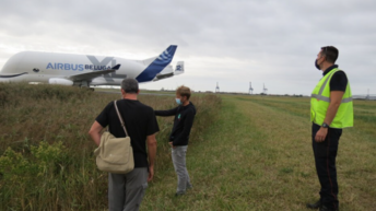 L'aéroport St-Nazaire Montoir, géré par VINCI Airports, et le Parc naturel régional de Brière renouvellent leur partenariat pour 2022