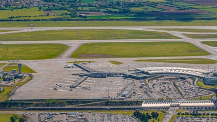 More than 800 electric charging points at Lyon-Saint Exupéry airport