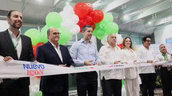 Inauguran nueva ruta de Viva Monterrey - Bogota