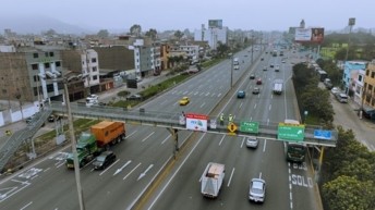 Lima Expresa culminó el mantenimiento de puentes peatonales en la Vía de Evitamiento