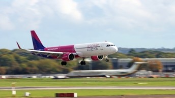 London Gatwick expands summer getaway options with new beach and city break routes
