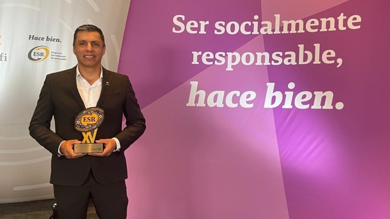 OMA recibe el distintivo ESR por 15 años consecutivos, reafirmando su compromiso con la movilidad positiva y sostenible