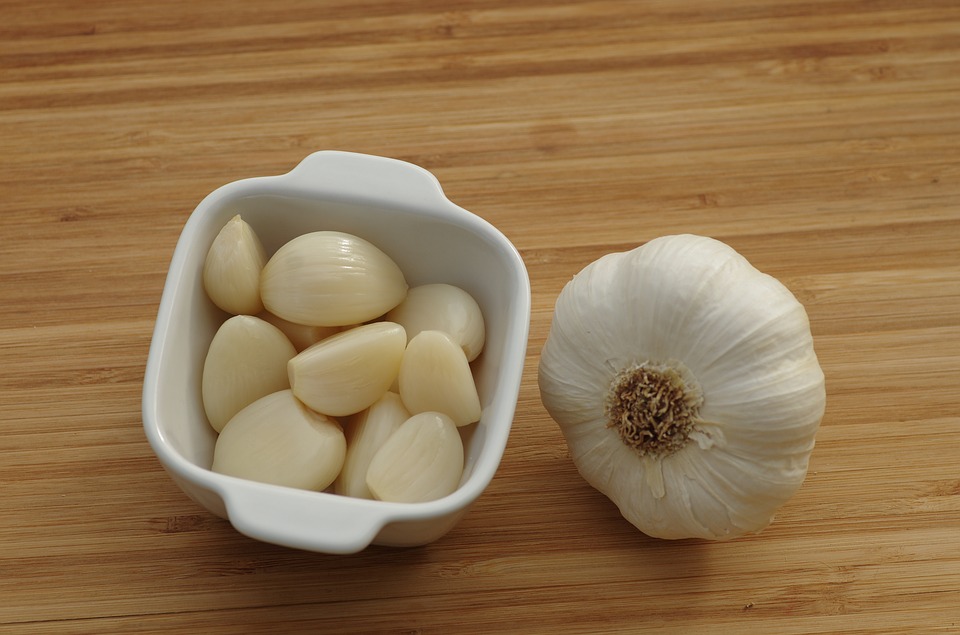 Foods For Lung Health, Bring Them On, Foods For Lung Health, Healthy Diet For Lungs, Mushrooms, Apples, Garlic, Poultry, Pumpkin Seeds, 