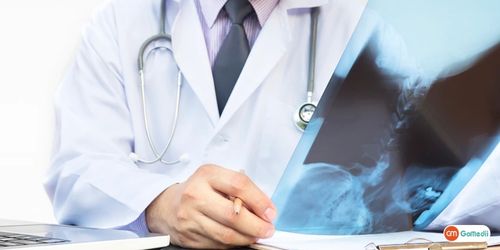 Best Doctors In Indian Spinal Injuries Centre, Indian Spinal Injuries Centre, symptoms of spinal cord injury, doctor diagnose spinal issues, Best Doctors for Spinal Injuries