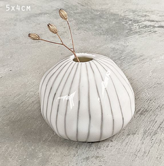 Large Pebble Vase - East of India image 1