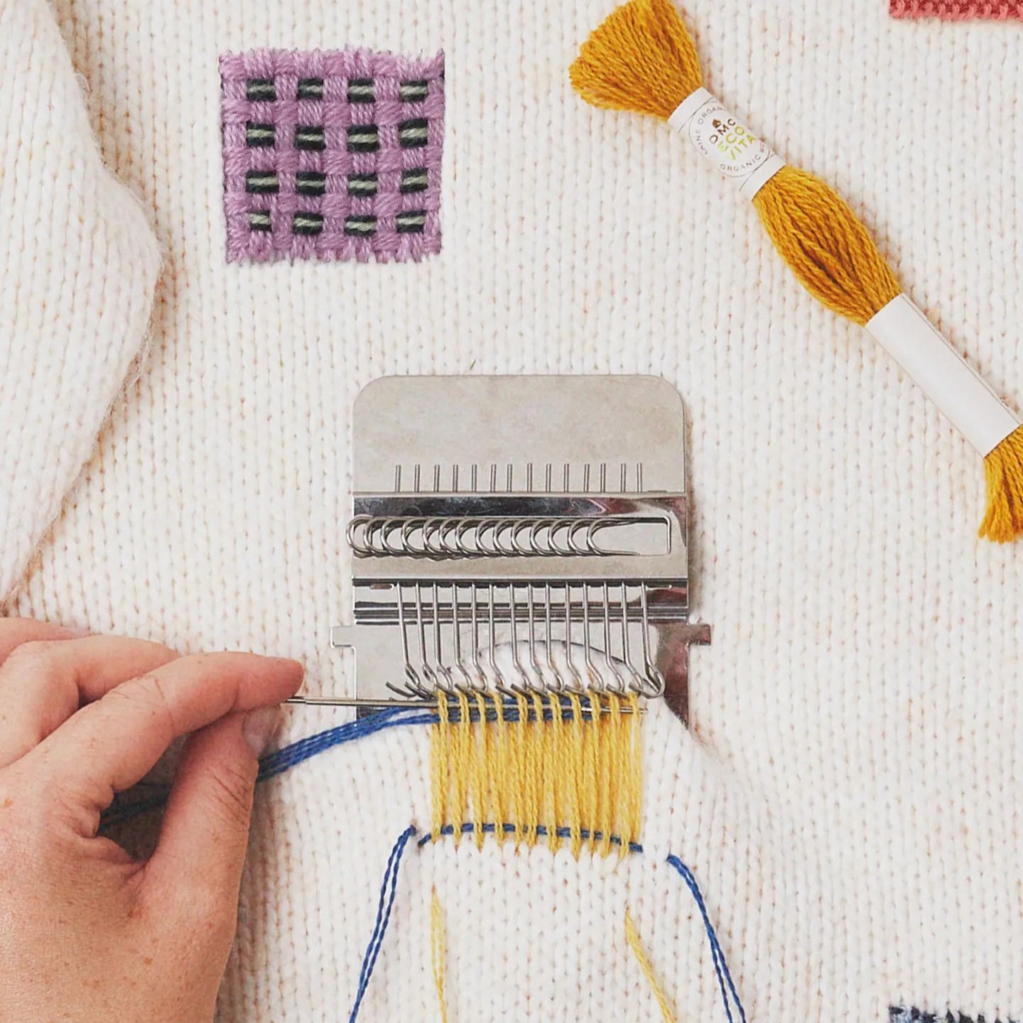 Weaving Loom - Sirdar - DMC image 1