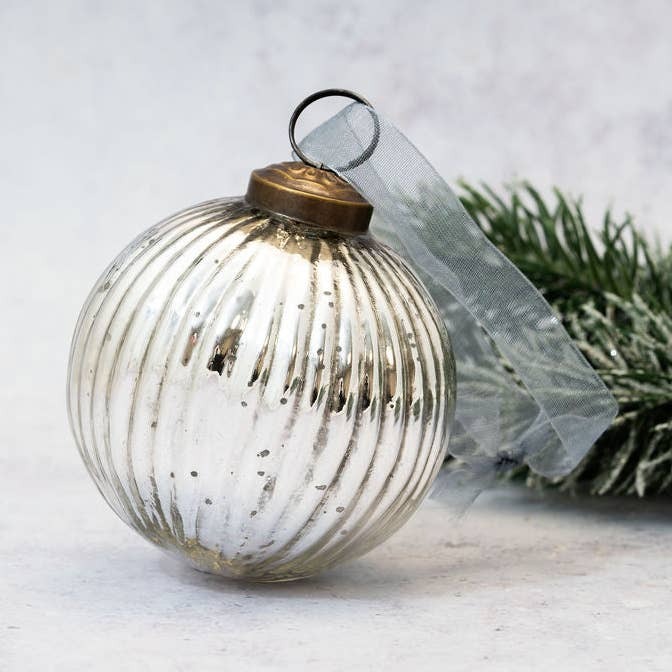 Silver Glass Ribbed Bauble 3" - Bollywood Christmas image 1