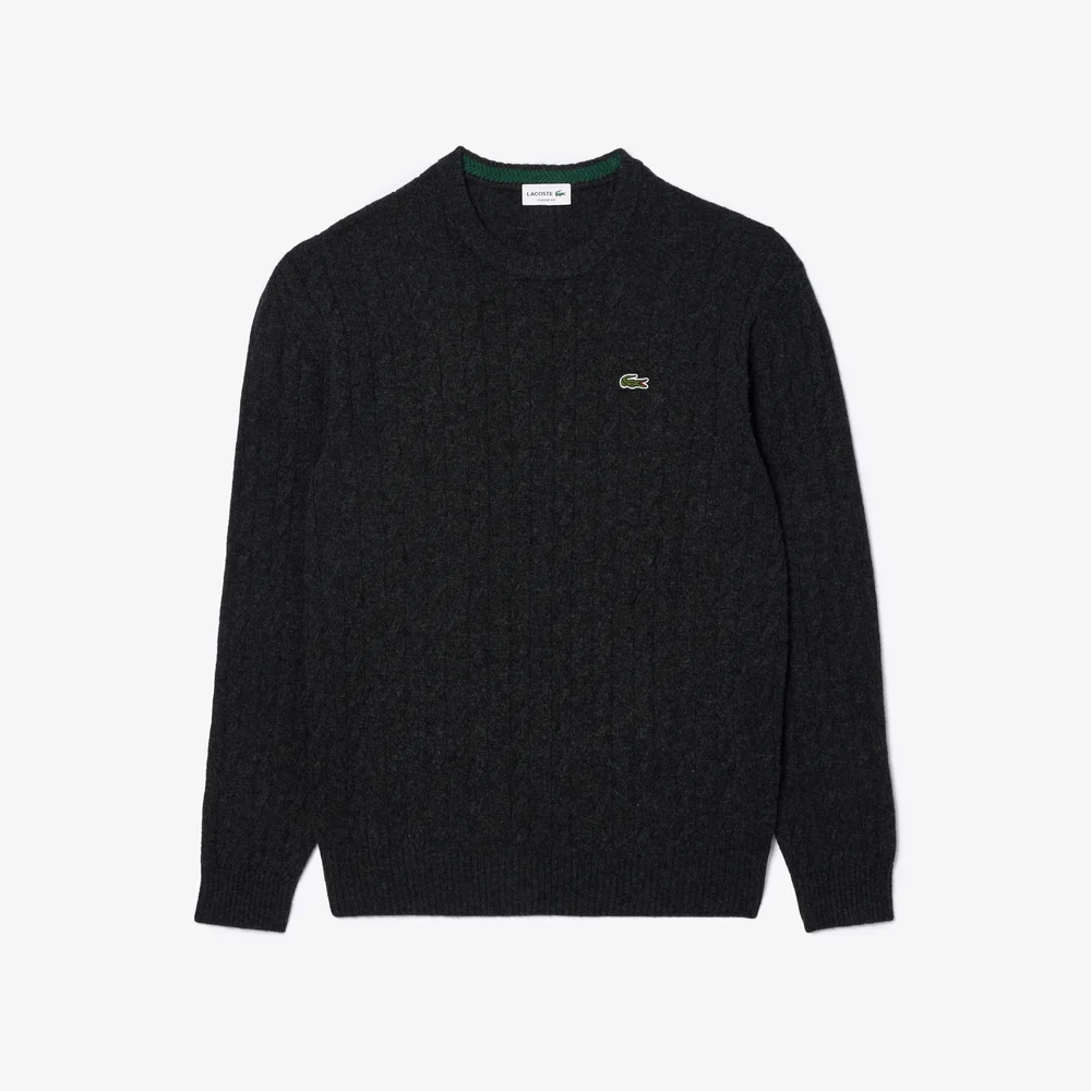 Crew neck with cable detail