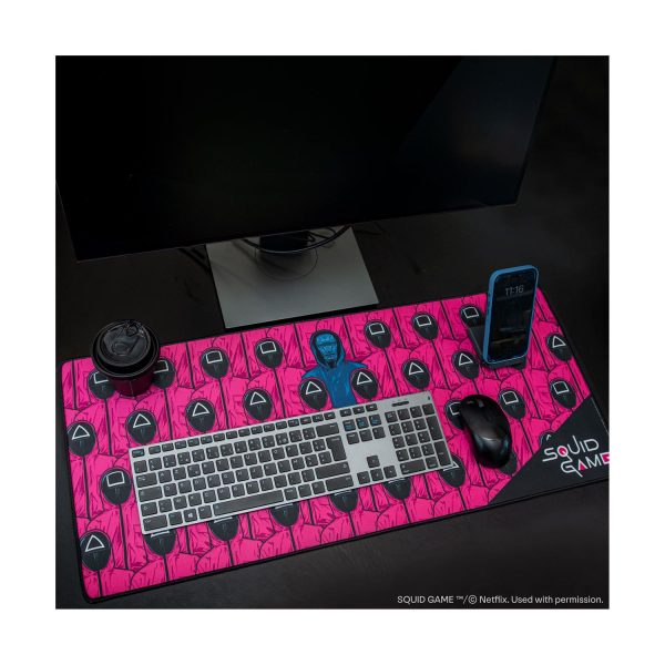Cinereplicas TV Series: Netflix Squid Game - Front Man And Guards Desk Mat (CR2540)