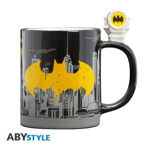 DC Heroes - Bat-Signal 3D Mug (460ml)