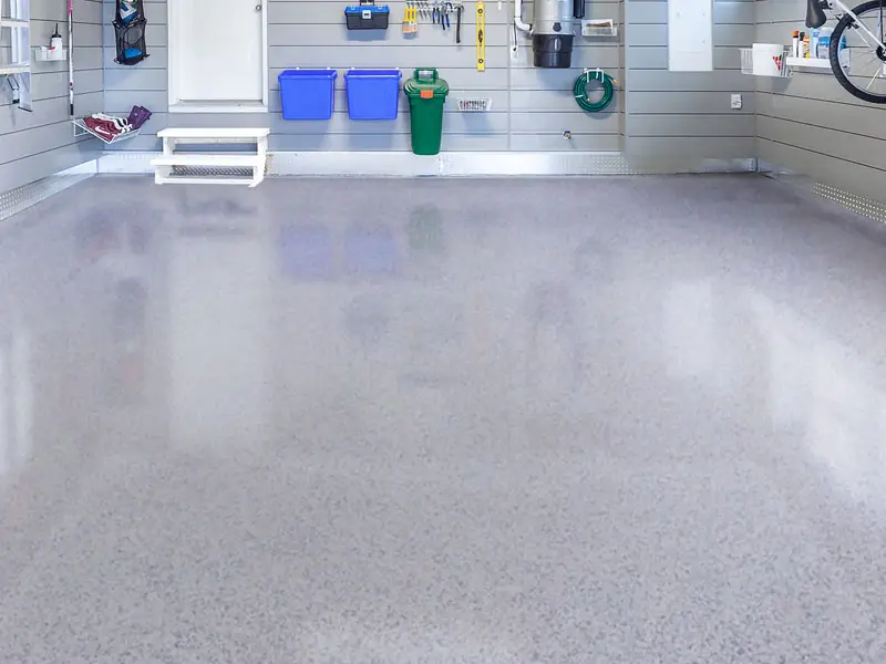 Comparison Polyaspartic Gloss – Epoxy Flooring in Toronto
