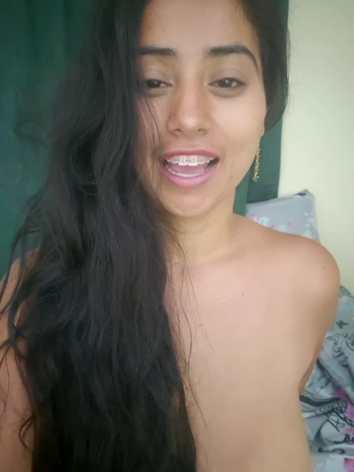 Valentinne_zs-Live-Stream