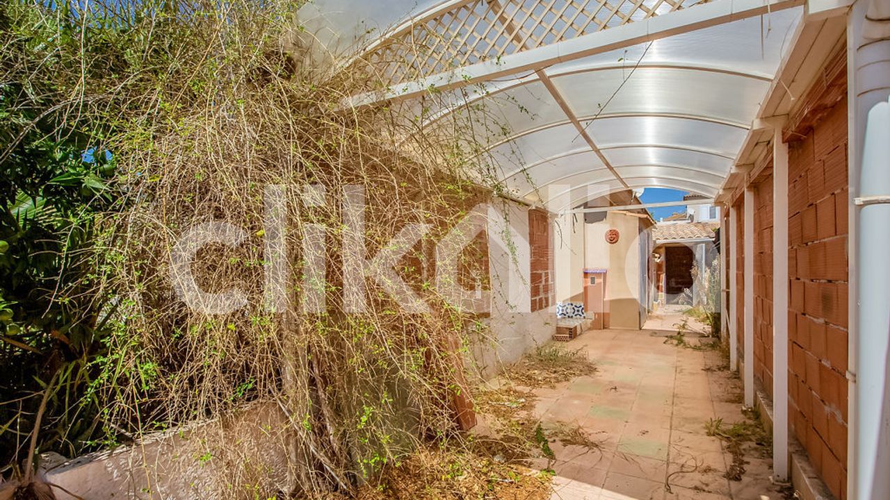 media image