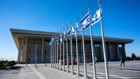 Israel Establece Tribunal Militar para Imponer la Pena de Muerte a Palestinos