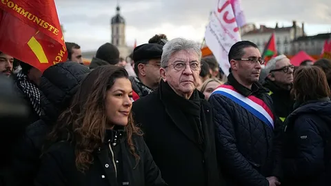 La Muerte de Quentin Deranque y su Impacto en la Política Francesa