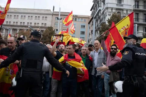Aumento de la inmigración en España: más de 2 millones en 2 años