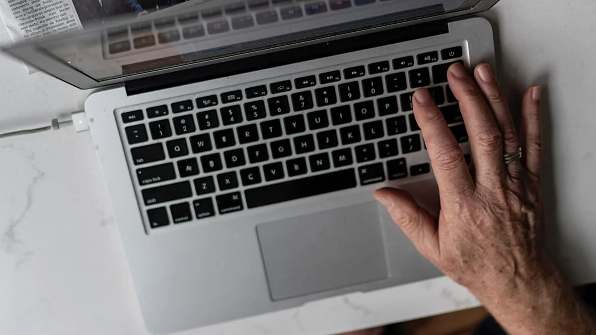 Las estafas con 'deepfakes' aumentan en las redes sociales